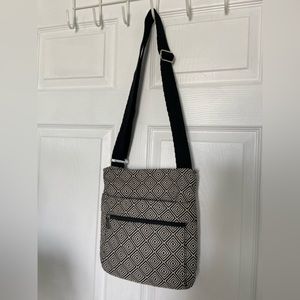 Thirty-one Crossbody purse